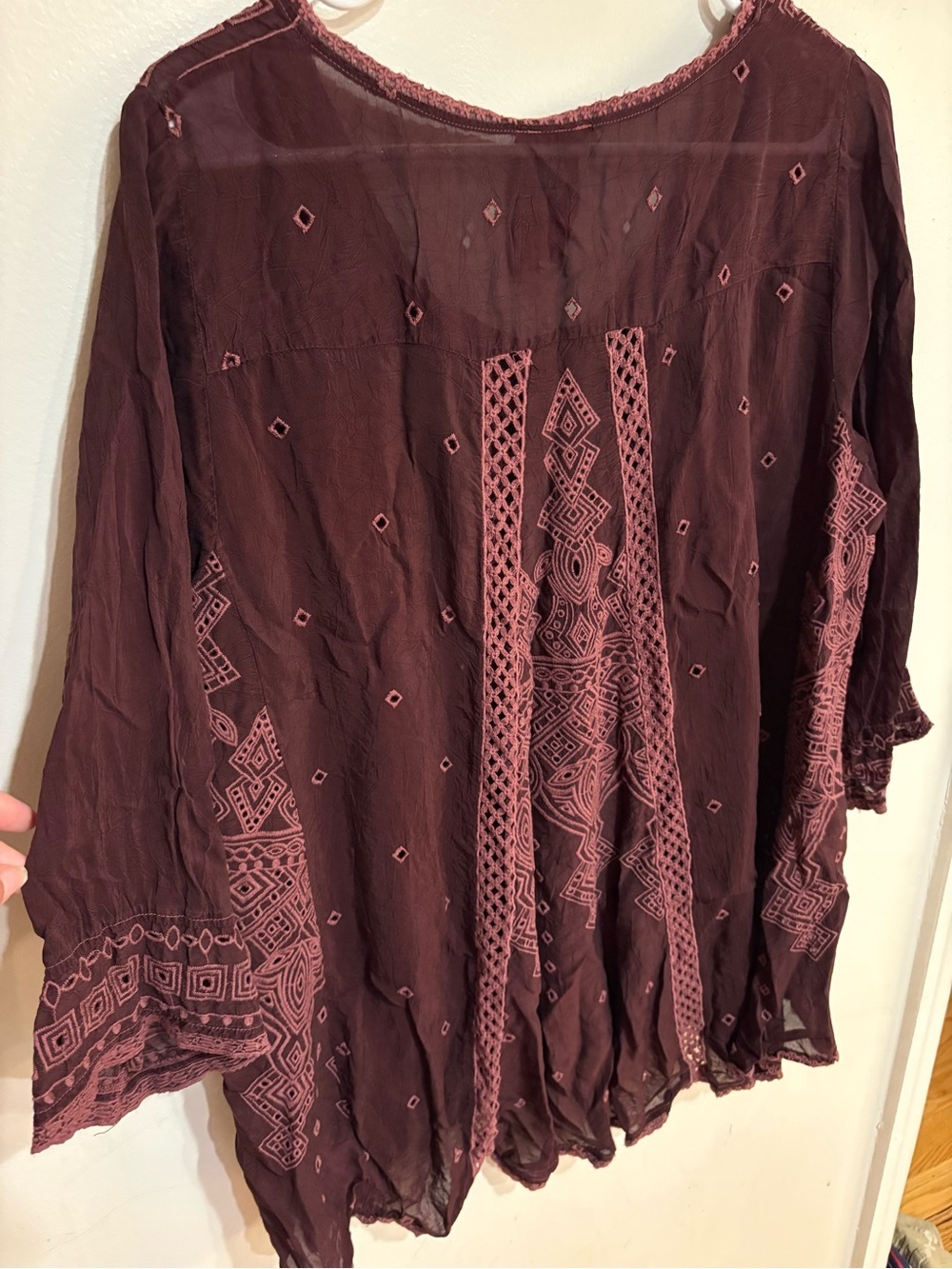 Johnny Was Maroon Embroidered Eyelet Boho Hippie Tunic size large rayon - Picture 3 of 3